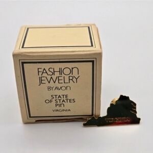 Vintage Avon Virginia State Pin Gold Tone State of States w/ Original Box 1982
